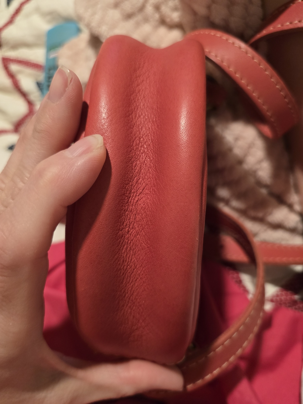 Portland Leather Small Tulip Circle - Picture 7 of 10